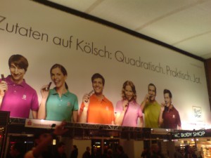 Ritter Sport Werbung Kölner Hbf rechts